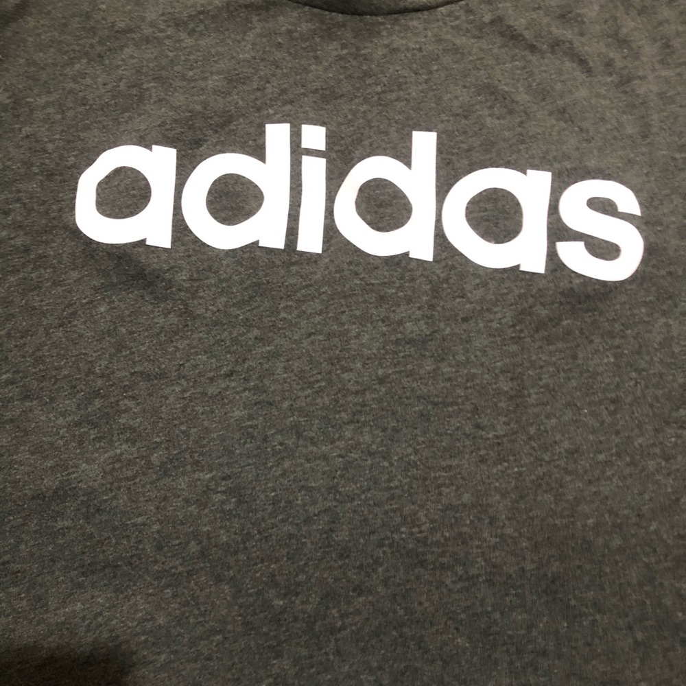 Adidas Badge of Sport logo t-shirt 4X plus…